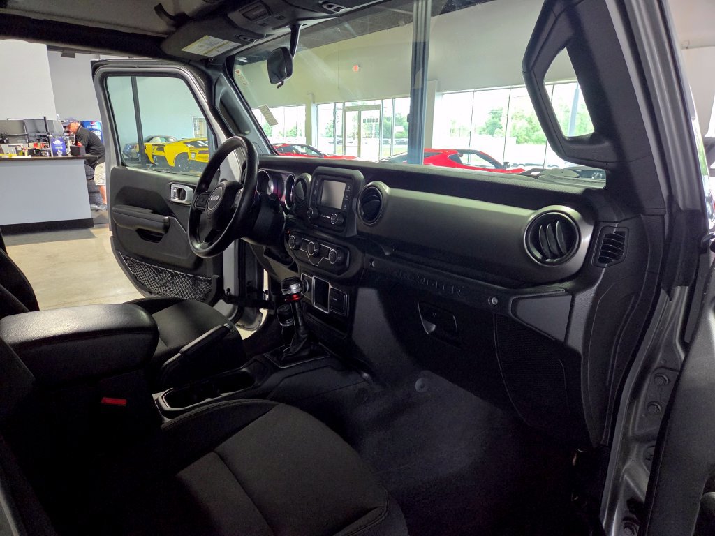 Used 2018 Jeep Wrangler Unlimited Sport AWD/4WD image 15