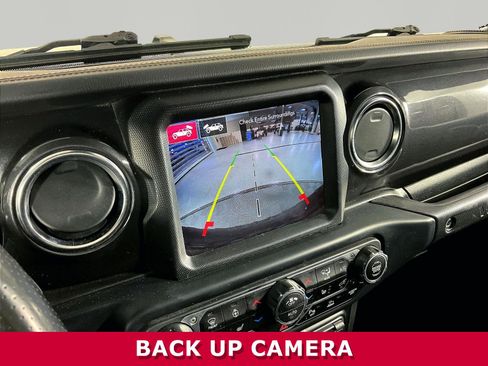 Used 2022 Jeep Wrangler Unlimited Rubicon w/ Xtreme Recon 35" Tire Package AWD/4WD image 13