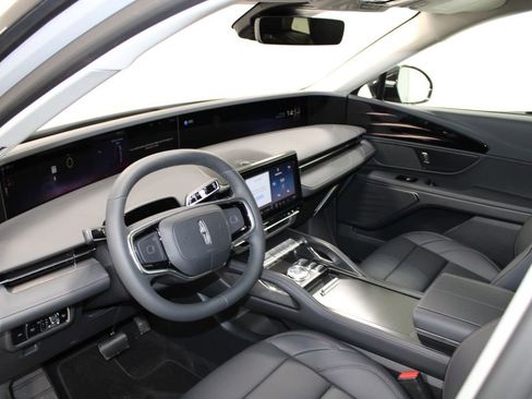 New 2026 Lincoln Nautilus Premier AWD/4WD image 23