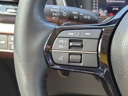 Used 2025 Honda Pilot Elite image 26