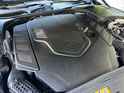 Used 2018 Mercedes-Benz S 560 4MATIC Sedan w/ AMG Line Exterior image 42