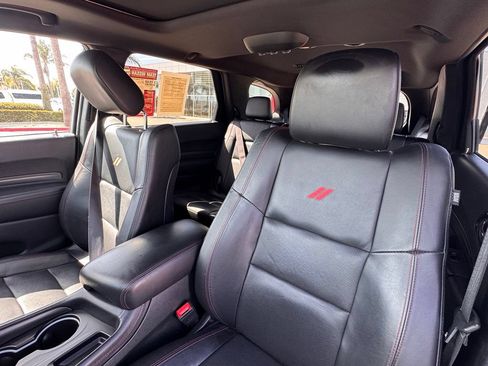 Used 2024 Dodge Durango GT RWD image 12