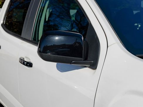 Used 2022 GMC Canyon AT4 image 11