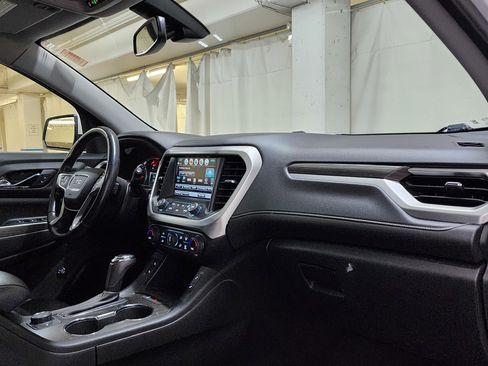 Used 2019 GMC Acadia SLT image 22