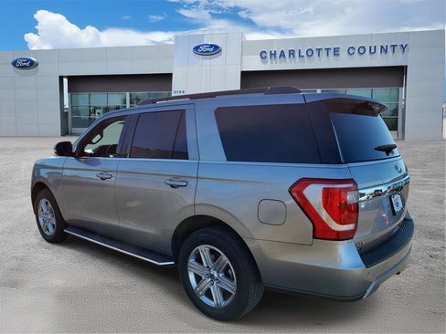 Used 2020 Ford Expedition XLT w/ Equipment Group 202A image 3