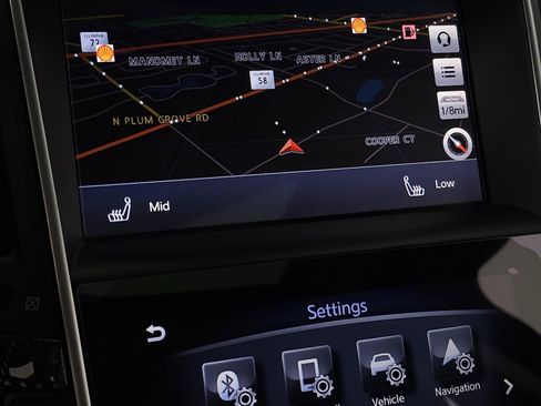 Used 2015 INFINITI Q50 Premium w/ Navigation Package AWD/4WD image 29