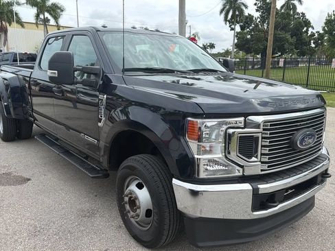 Used 2022 Ford F350 XL w/ STX Appearance Package AWD/4WD image 2