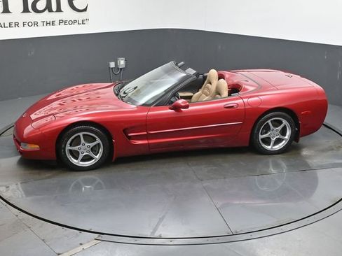 Used 2000 Chevrolet Corvette Convertible w/ Memory Pkg RWD image 56