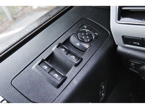 Used 2019 Ford F150 XLT w/ Equipment Group 302A Luxury AWD/4WD image 22