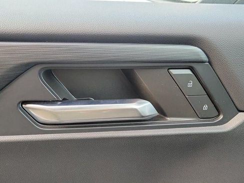 Used 2024 GMC Acadia Elevation FWD image 17