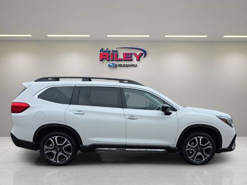 Used 2026 Subaru Ascent Touring AWD/4WD image 6