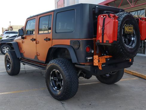 Used 2008 Jeep Wrangler Unlimited Rubicon w/ PWR Convenience Group AWD/4WD image 6