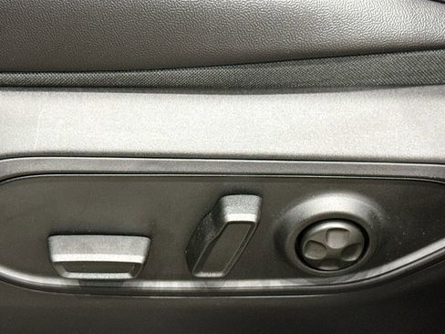 New 2025 Jeep Grand Cherokee L Limited w/ Black Appearance Package image 20