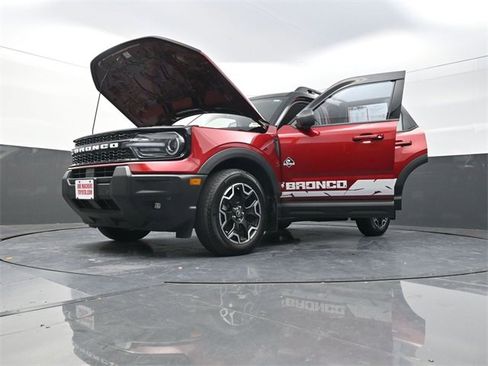 Used 2025 Ford Bronco Sport Outer Banks w/ Outer Banks Tech Package+ image 37