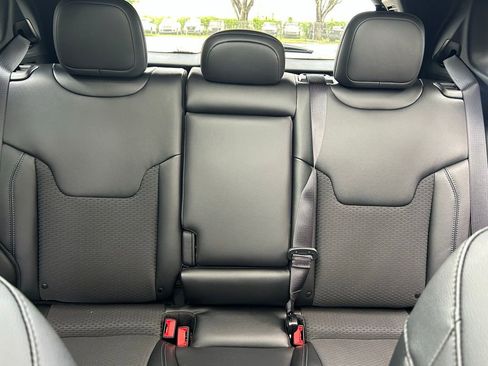 New 2025 Jeep Compass Latitude w/ Sun & Sound Group image 14