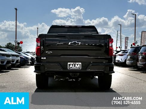 Used 2024 Chevrolet Silverado 1500 High Country w/ Midnight Edition AWD/4WD image 5