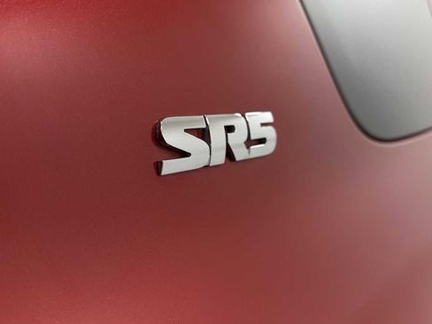 Used 2019 Toyota 4Runner SR5 image 27