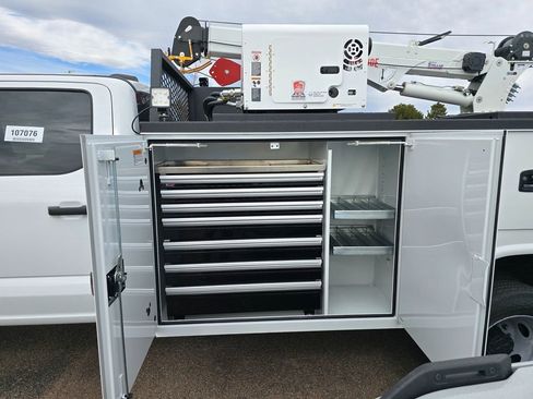 New 2026 Ford F550 4x4 Crew Cab image 28