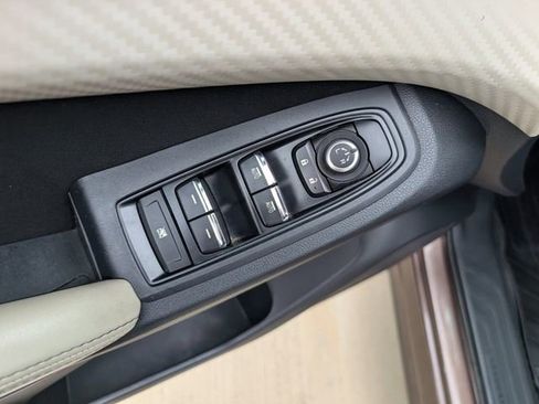 Used 2019 Subaru Ascent Premium AWD/4WD image 23