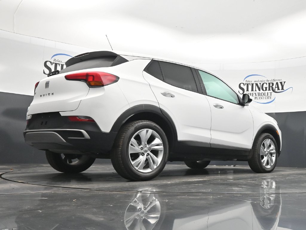Used 2024 Buick Encore GX Preferred w/ Comfort Package FWD image 32