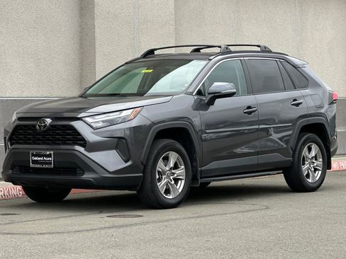 Used 2023 Toyota RAV4 XLE image 8