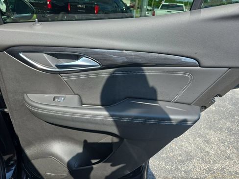 Used 2023 Buick Envision Essence FWD image 16