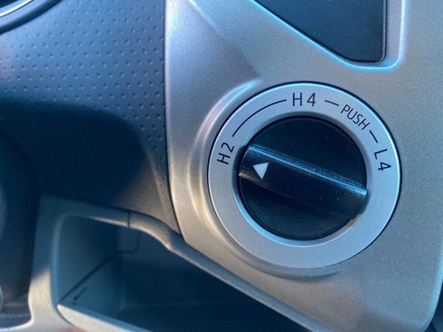 Used 2013 Toyota Tacoma V6 4x4 4dr Double Cab 5.0 ft S image 64