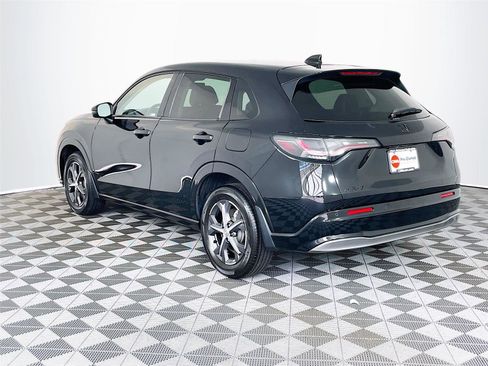 Used 2024 Honda HR-V EX-L image 7