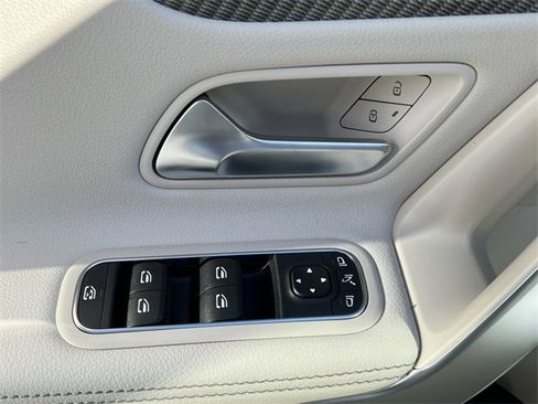 Certified 2025 Mercedes-Benz CLA 250 4MATIC image 14