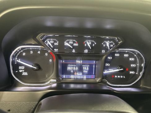 Used 2021 GMC Sierra 1500 Elevation w/ X31 Off-Road Package AWD/4WD image 11