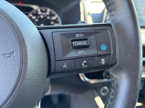 Used 2021 Nissan Rogue SV w/ Premium Package AWD/4WD image 27