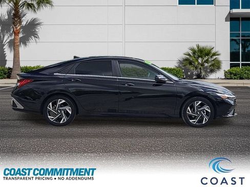 Used 2024 Hyundai Elantra SEL w/ Convenience Package FWD image 5