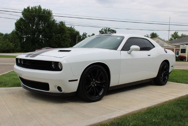 Used 2018 Dodge Challenger SXT w/ Blacktop Package RWD image 6