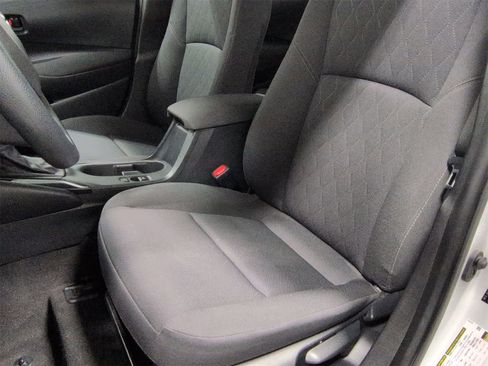 Used 2024 Toyota Corolla LE image 16