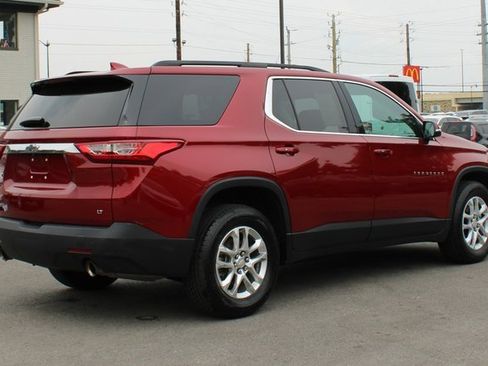 Used 2020 Chevrolet Traverse LT w/ Driver Confidence II Package image 51