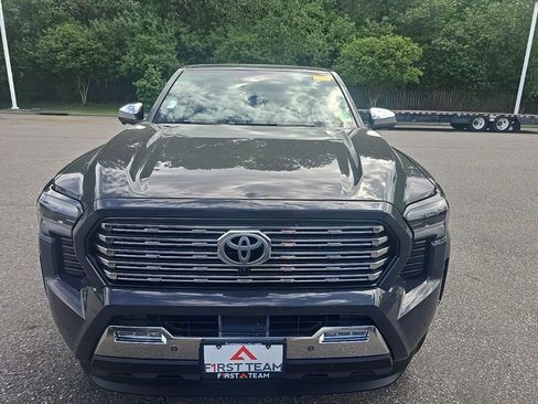 Used 2026 Toyota Tacoma Limited image 2