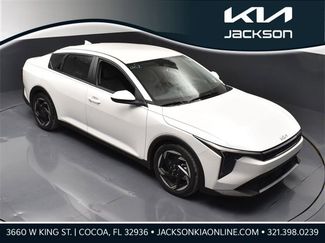 Certified 2025 Kia K4 EX image 1