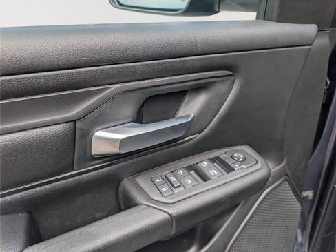 New 2026 RAM 1500 Express AWD/4WD image 16
