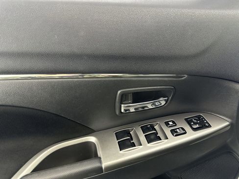 Used 2020 Mitsubishi Outlander Sport SE image 17