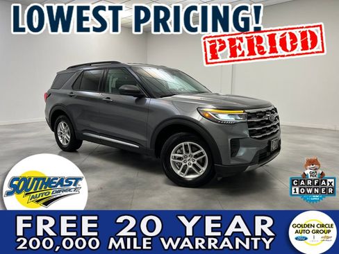Used 2025 Ford Explorer Active AWD/4WD image 1