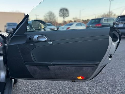 Used 2008 Porsche Cayman S Sport image 29