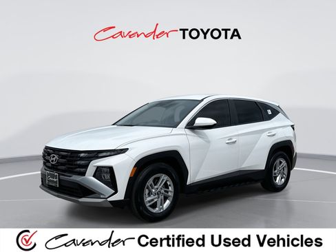 Used 2026 Hyundai Tucson SE FWD image 1