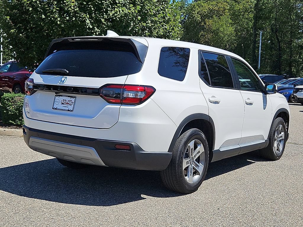 Used 2024 Honda Pilot EX-L image 7