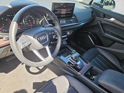 Used 2023 Audi Q5 2.0T Premium w/ Convenience Package AWD/4WD image 10