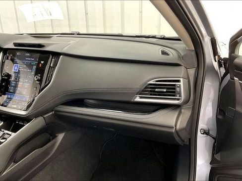 Used 2023 Subaru Outback Touring AWD/4WD image 18