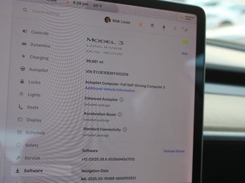 Used 2019 Tesla Model 3 Long Range image 16