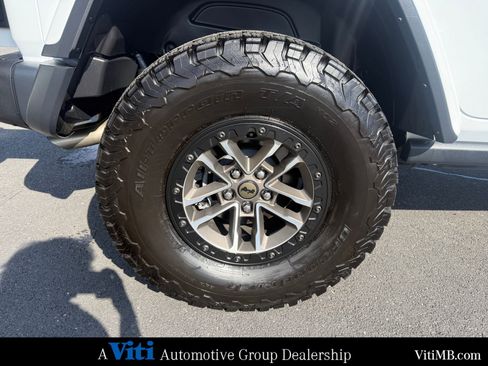 Used 2024 Jeep Wrangler Unlimited Rubicon 392 image 13