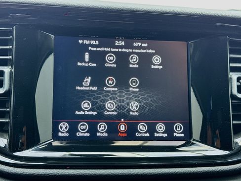 Used 2022 Dodge Durango SXT image 9