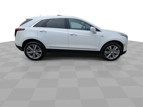 New 2025 Cadillac XT5 Premium Luxury w/ Technology Package image 17