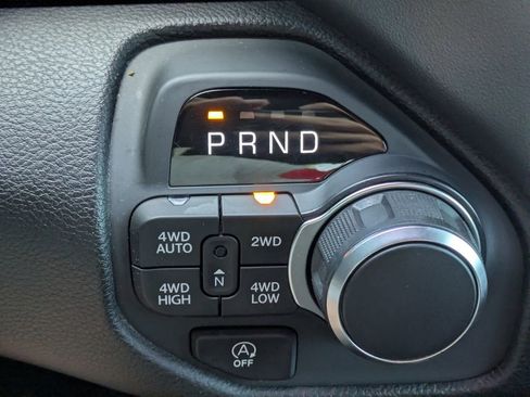 Used 2025 RAM 1500 Big Horn AWD/4WD image 27